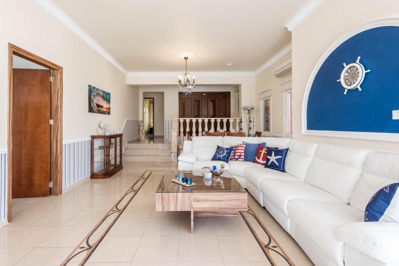 Tequila Sunrise Villa Coral Bay Bagian luar foto
