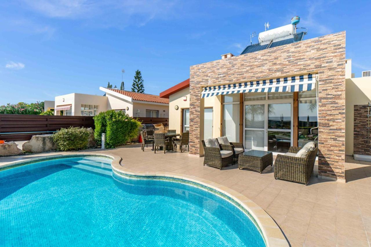 Tequila Sunrise Villa Coral Bay Bagian luar foto